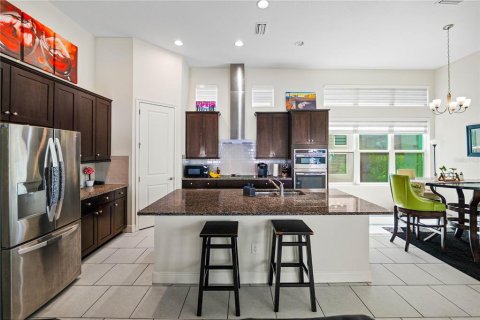 Casa en venta en Wesley Chapel, Florida, 4 dormitorios, 226.4 m2 № 1870220 - foto 9
