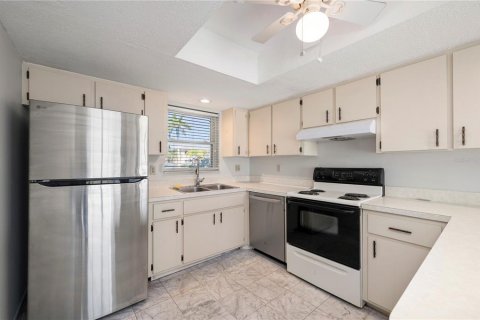 Copropriété à vendre à Punta Gorda, Floride: 2 chambres, 123.19 m2 № 2147636 - photo 19
