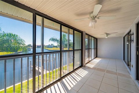 Copropriété à vendre à Punta Gorda, Floride: 2 chambres, 123.19 m2 № 2147636 - photo 30
