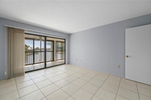 Copropriété à vendre à Punta Gorda, Floride: 2 chambres, 123.19 m2 № 2147636 - photo 29
