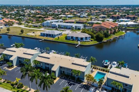 Copropriété à vendre à Punta Gorda, Floride: 2 chambres, 123.19 m2 № 2147636 - photo 3