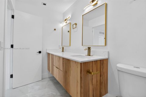 Villa ou maison à vendre à Deerfield Beach, Floride: 3 chambres, 154.68 m2 № 1966344 - photo 4