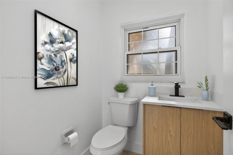 Villa ou maison à vendre à Deerfield Beach, Floride: 3 chambres, 154.68 m2 № 1966344 - photo 16