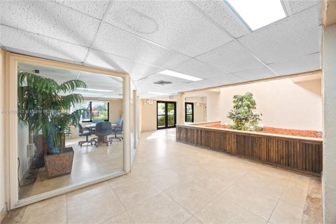 Condo in Coral Springs, Florida, 2 bedrooms № 1962257 - photo 28