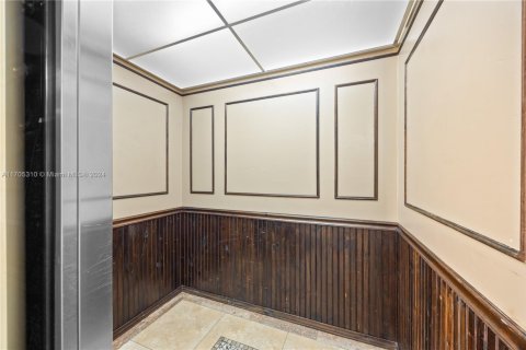 Condo in Coral Springs, Florida, 2 bedrooms № 1962257 - photo 27