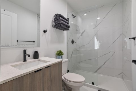 House in Florida City, Florida 5 bedrooms, 176.7 sq.m. № 1979531 - photo 18