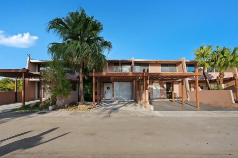 Adosado en venta en Miami, Florida, 3 dormitorios, 151.24 m2 № 1966760 - foto 4