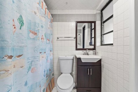 Купить виллу или дом в Майами, Флорида 4 спальни, 190.91м2, № 1999100 - фото 29