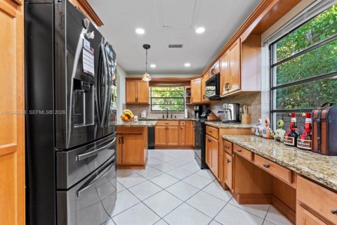 Купить виллу или дом в Майами, Флорида 4 спальни, 190.91м2, № 1999100 - фото 13