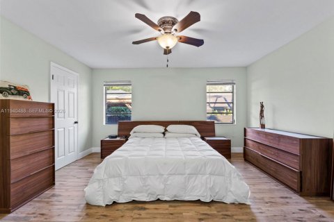 Купить виллу или дом в Майами, Флорида 4 спальни, 190.91м2, № 1999100 - фото 19