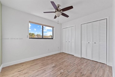 Купить виллу или дом в Майами, Флорида 4 спальни, 190.91м2, № 1999100 - фото 24