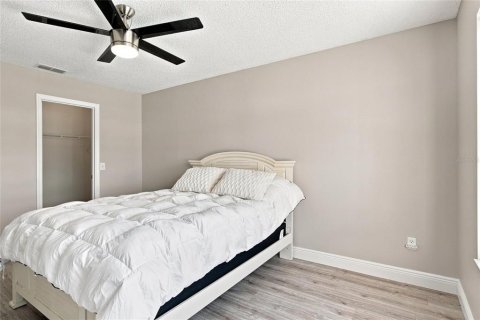 House in The Villages, Florida 2 bedrooms, 131.46 sq.m. № 2354511 - photo 27