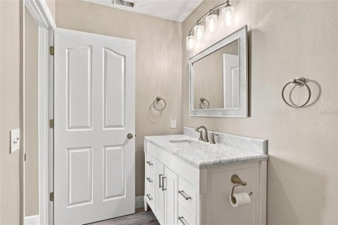 House in The Villages, Florida 2 bedrooms, 131.46 sq.m. № 2354511 - photo 25