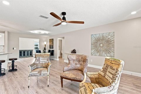 House in The Villages, Florida 2 bedrooms, 131.46 sq.m. № 2354511 - photo 9