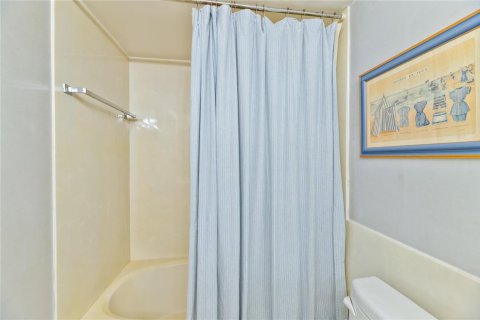 Condominio en venta en Hillsboro Beach, Florida, 3 dormitorios, 143.16 m2 № 2245436 - foto 23