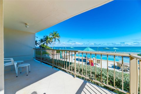 Condominio en venta en Hillsboro Beach, Florida, 3 dormitorios, 143.16 m2 № 2245436 - foto 5