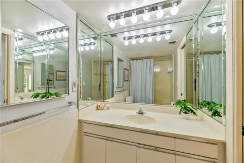 Condominio en venta en Hillsboro Beach, Florida, 3 dormitorios, 143.16 m2 № 2245436 - foto 22