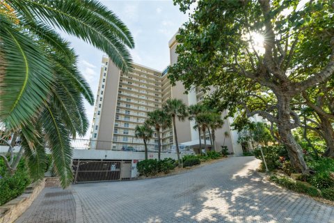 Condominio en venta en Hillsboro Beach, Florida, 3 dormitorios, 143.16 m2 № 2245436 - foto 27