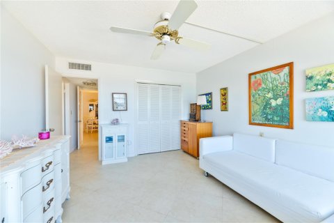 Condominio en venta en Hillsboro Beach, Florida, 3 dormitorios, 143.16 m2 № 2245436 - foto 21