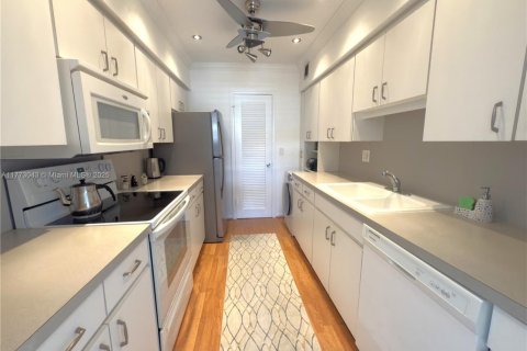Condo in Fort Lauderdale, Florida, 2 bedrooms  № 1727112 - photo 6