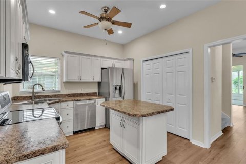 House in Lakeland, Florida 3 bedrooms, 171.4 sq.m. № 1826314 - photo 10