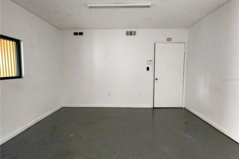 Commercial property in Kissimmee, Florida 116.13 sq.m. № 1847579 - photo 12