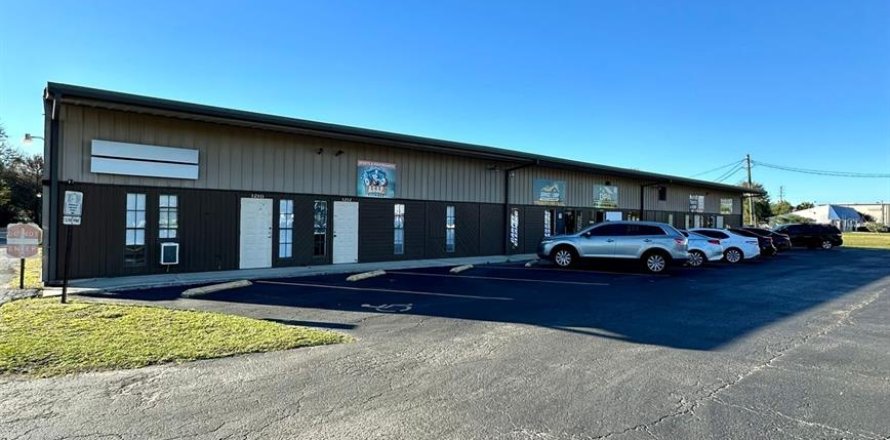 Propiedad comercial en Kissimmee, Florida 116.13 m2 № 1847579