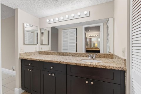 Condominio en venta en Coral Springs, Florida, 1 dormitorio, 65.03 m2 № 2155100 - foto 24