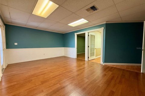 Propiedad comercial en alquiler en Hudson, Florida, 1202.9 m2 № 1886314 - foto 4