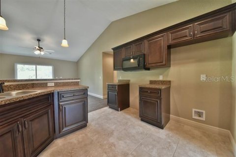 Villa ou maison à vendre à Dunnellon, Floride: 3 chambres, 179.86 m2 № 1740863 - photo 6
