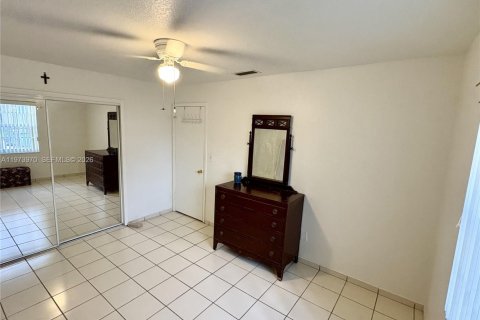 Купить виллу или дом в Майами, Флорида 3 спальни, 129.69м2, № 2033679 - фото 25