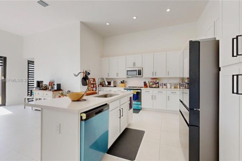 Villa ou maison à vendre à Homestead, Floride: 4 chambres, 249.81 m2 № 2001207 - photo 8