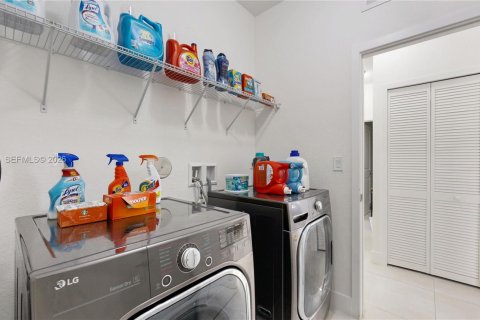 Villa ou maison à vendre à Homestead, Floride: 4 chambres, 249.81 m2 № 2001207 - photo 27