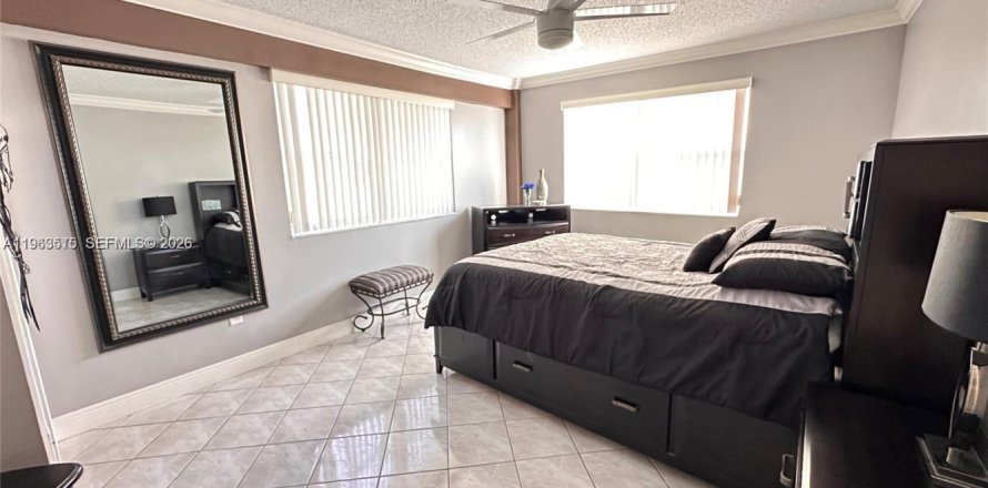 Кондоминиум с 2 спальнями в Санни-Айлс-Бич, Флорида № 2025335