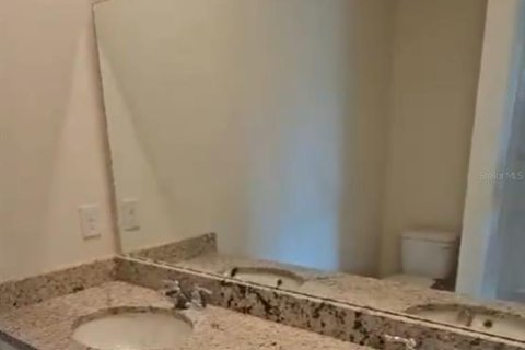 Casa en alquiler en Poinciana, Florida, 3 dormitorios, 139.73 m2 № 1717878 - foto 9