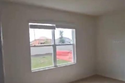 Casa en alquiler en Poinciana, Florida, 3 dormitorios, 139.73 m2 № 1717878 - foto 8