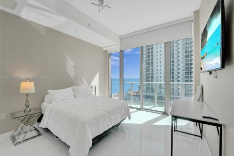 Copropriété à louer à Sunny Isles Beach, Floride: 2 chambres, 148.55 m2 № 1980465 - photo 19