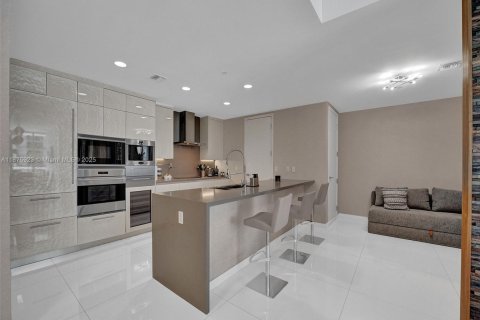 Copropriété à louer à Sunny Isles Beach, Floride: 2 chambres, 148.55 m2 № 1980465 - photo 7