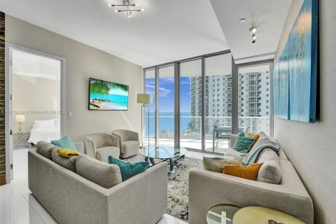 Copropriété à louer à Sunny Isles Beach, Floride: 2 chambres, 148.55 m2 № 1980465 - photo 16