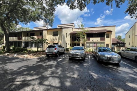Condominio en alquiler en Ocala, Florida, 2 dormitorios, 135.27 m2 № 1803253 - foto 1