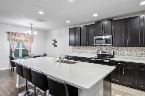 Villa ou maison à vendre à Groveland, Floride: 4 chambres, 194.35 m2 № 1767473 - photo 5