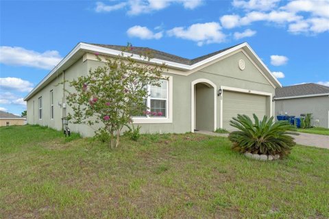 Villa ou maison à vendre à Groveland, Floride: 4 chambres, 194.35 m2 № 1767473 - photo 2