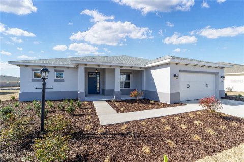 House in Ocala, Florida 2 bedrooms, 159.61 sq.m. № 2143157 - photo 5