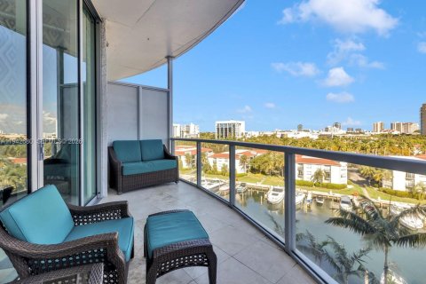 Купить кондоминиум в Авентура, Флорида 2 спальни, 75.81м2, № 2054451 - фото 12