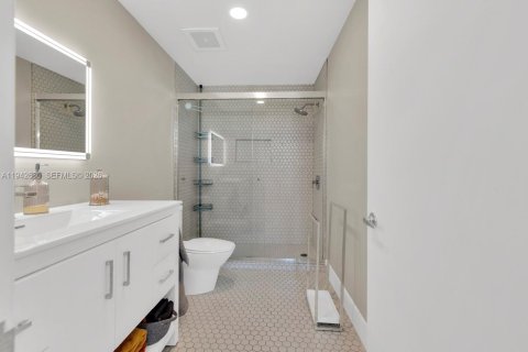 Купить кондоминиум в Авентура, Флорида 2 спальни, 75.81м2, № 2054451 - фото 18