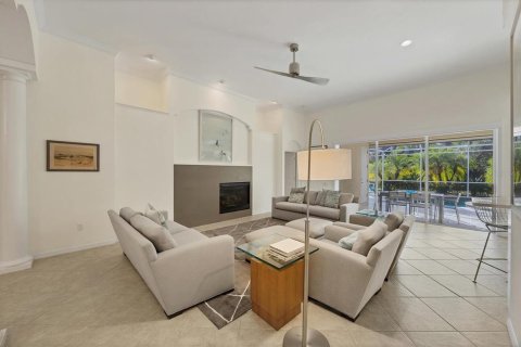 Villa ou maison à vendre à University Park, Floride: 3 chambres, 217.21 m2 № 2093245 - photo 5