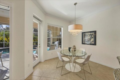 Villa ou maison à vendre à University Park, Floride: 3 chambres, 217.21 m2 № 2093245 - photo 13