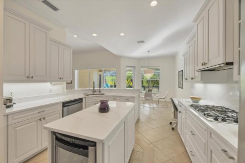 Villa ou maison à vendre à University Park, Floride: 3 chambres, 217.21 m2 № 2093245 - photo 10