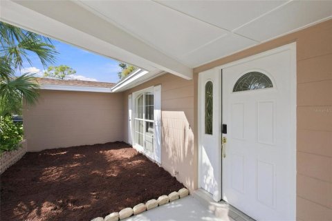 House in Venice, Florida 2 bedrooms, 132.01 sq.m. № 2322875 - photo 7