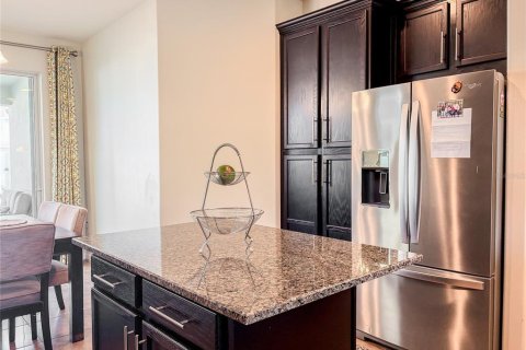 House in Orlando, Florida 4 bedrooms, 217.86 sq.m. № 2128907 - photo 14